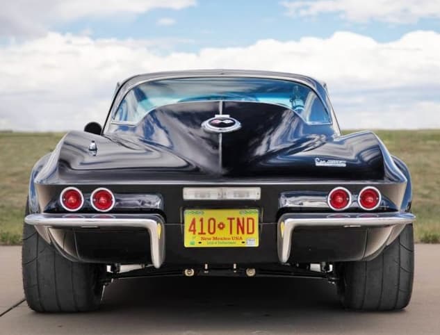 The Beast of ’67: The LT1 C2 Corvette That Devours Supercars!