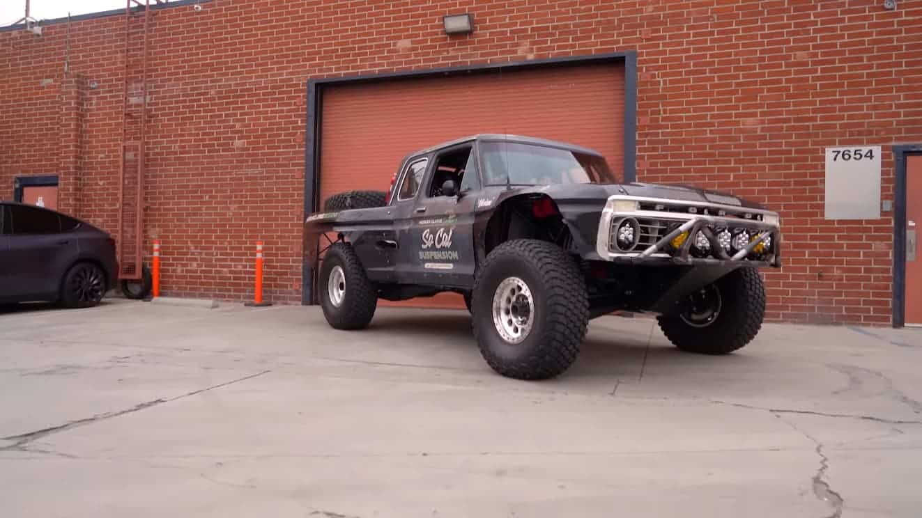 Unleashing the Ford F100 Trophy Truck: The Barely Street-Legal Beast
